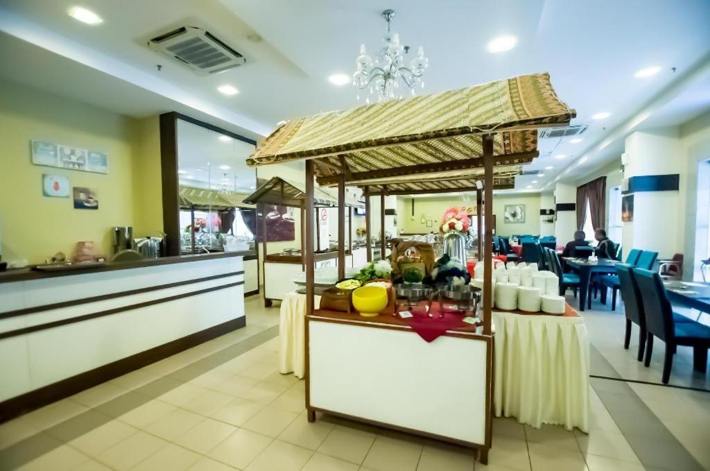 ホテル コベマス マラッカ Malacca エクステリア 写真
